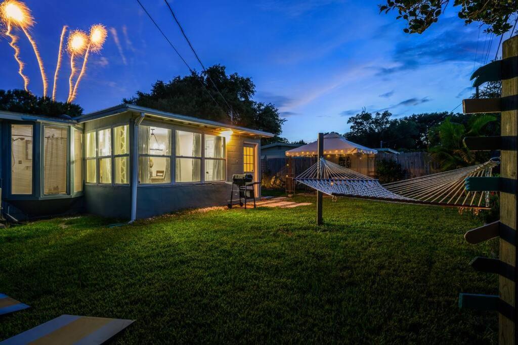 The Spanish Beach Home Only 10Mins From The Beach! Largo Exterior photo
