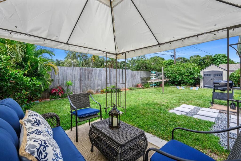 The Spanish Beach Home Only 10Mins From The Beach! Largo Exterior photo